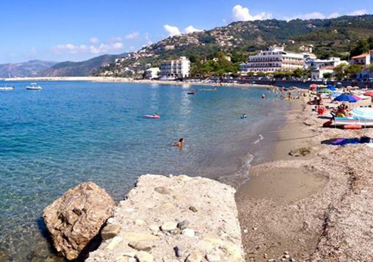 Apartmán Cordovena Capo dʼOrlando Exteriér fotografie